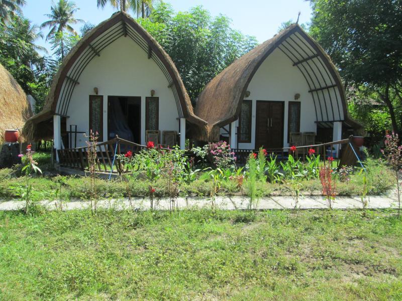 Mustika Ocean Lodge Gili Air Exterior foto